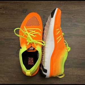 Nike Free Focus FlyKnit - Size 7.5